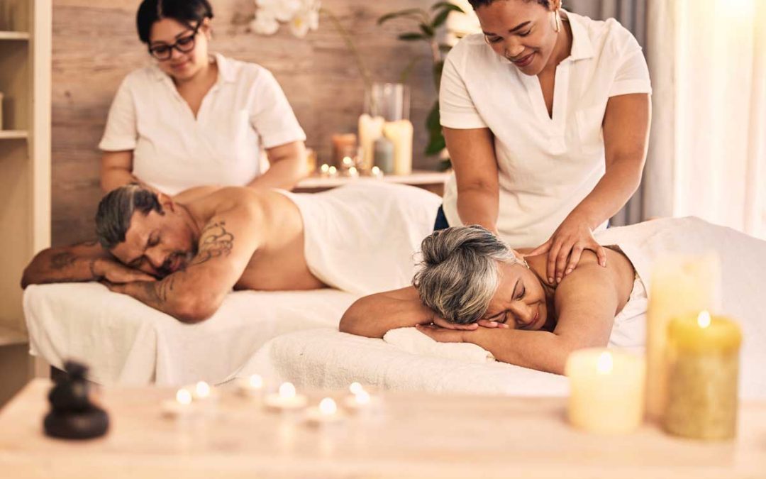10 Reasons to Schedule a Couples Massage For Your Next Date Night